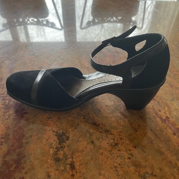 Dansko shoes size 40 black - Picture 2 of 5